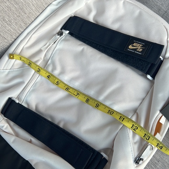 Nike SB Courthouse 24L BA5305-121 - NEW - Picture 11 of 11